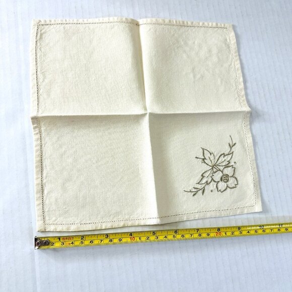 VTG 1940s Embroidered Linen Cloth Napkins (3) Handmade Floral Ivory Granny Core - Picture 8 of 11